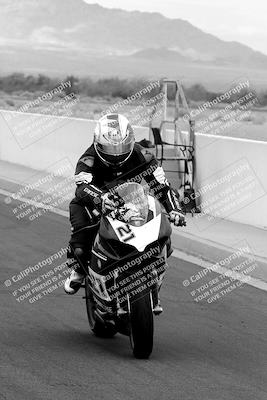 media/Mar-20-2023-Moto Forza (Mon) [[d0bbc59e78]]/Around the Pits/